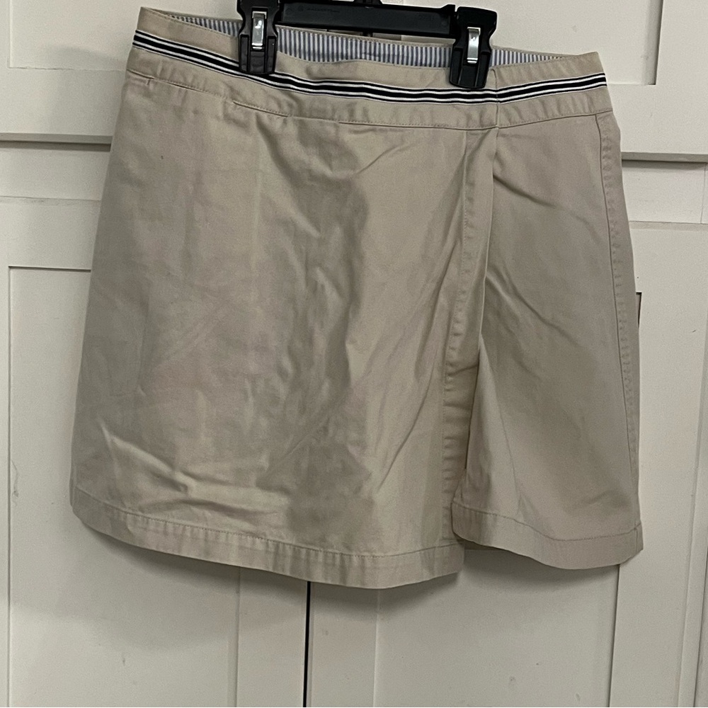 Women skirt short
